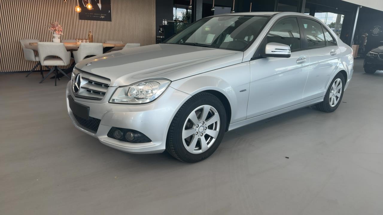 Mercedes-Benz C 180