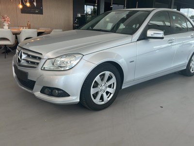Mercedes-Benz C 180